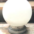 Industriele Plafondlamp Met Witte Glazen  Bol -Reliving thumbnail 2