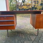 Retro Bureau thumbnail 13