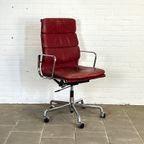 Vitra Ea 219 Bureaustoel In Rood Leer, Iconisch Vintage Eames Design thumbnail 2