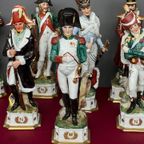 Set Van 10 Napoleontische Militaire Beeldjes (Waaronder Één Beeldje Van Bonaparte). thumbnail 6