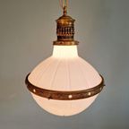 Grote Art Deco-Hanglamp In Witte Opaline En Messing, 1920 thumbnail 11