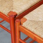 Leuke Set Van 2 Rode Vintage Houten Stoelen Uit De Jaren ’70 Met Een Gevlochten Rieten Zitting thumbnail 11