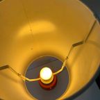 Space Age Tafellamp Met Oranje Glazen Voet thumbnail 5