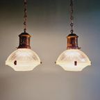 Paar Prismatische Glazen Hangers Van Holophane, 1920-30 thumbnail 4