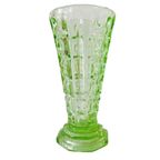 Art Deco Uranium Vaasje In Annagroen Persglas thumbnail 3