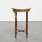 Antieke Franse Ronde Goudkleurige Brocante Bijzettafel Met Een Marmeren Blad thumbnail 5