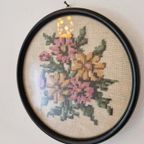 * Vintage Rond Schilderij Geborduurd Borduursel Bloemen Lijst thumbnail 4