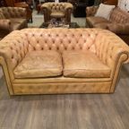 Stoere Oude Antieke / Vintage Chesterfield 2 Zits Bank Cognac Camel thumbnail 3
