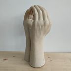 Kaarsenstandaard Handen Met Theelicht thumbnail 3