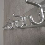 225 Cm Lange Aluminium Wandkapstok Met 16 Dubbele Haken, Jaren 60 thumbnail 11