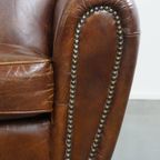 Karaktervolle En Tijdloze Rundleren Design Fauteuil/ Armchair Met Mooie Ronde Vormen En Siernagel thumbnail 7