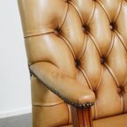 Mooie Rundleren Chesterfield Eetkamer/ Bijzetstoel In Engelse Stijl In Een Lichte Cognac Kleur thumbnail 9