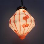 Art Deco Hanglamp Met Gehoekte Glazen Kap thumbnail 7