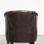 Zeer Mooie En Heerlijk Comfortabele Donkere Rundleren Clubfauteuil In Engelse Stijl thumbnail 5