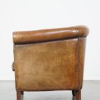 Clubfauteuil Gemaakt Van Schapenleer Met De Mooiste Kleuren En Een Prachtig Patina thumbnail 6