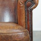 Stoere, Karaktervolle En Comfortabele Cognac-kleurige Schapenleren Clubfauteuil Met Een Tijdloos thumbnail 9