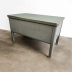 Vintage Industriële Desk / Bureau Acior Met Muntgroen Blad thumbnail 4