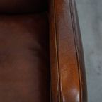 Comfortabele Schapenleren Fauteuil/ Armchair Met Een Mooi Patina En Warme Kleuren thumbnail 5