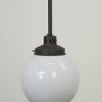 Leuke Vintage Glazen En Messing Bol Hang/ Plafondlamp Van Melkglas In Art Deco Stijl thumbnail 3