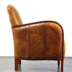 Luxe Rundleren Artdeco Design Armchair Met Houten Armleuningen En Cognac Kleur Leer thumbnail 4