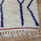 Handgeweven Marokkaanse Berber Tapijt - Blauw En Wit Geometrisch Patroon Met Zigzag (276X180 Cm) thumbnail 12