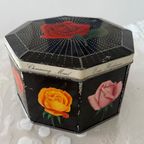 4 Mooie Vintage Blikken Met Verschillende Afmetingen En Dessin thumbnail 5
