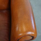 Sierlijke En Ruime Schapenleren Oorfauteuil Met Warme Kleuren thumbnail 4