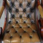 Set Van 2 Sierlijke En Karaktervolle Groene Vintage Rundleren Engelse Chesterfield Fauteuils thumbnail 2