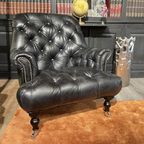 Showroommodel: Scholar Chesterfield Fauteuil Lazzy Vintage Zwart Leer thumbnail 2