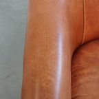 In Een Goede Staat Verkerende Rundleren Engelse Stijl Clubfauteuil In Een Lichte Cognac Kleur thumbnail 8