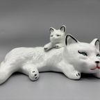 Liggende Poes Met Kitten Porselein 50's thumbnail 4