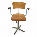 Friso Kramer For Ahrend Cirkel Studio Chair With Arms / 1960s thumbnail 8