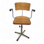 Friso Kramer For Ahrend Cirkel Studio Chair With Arms / 1960S thumbnail 8