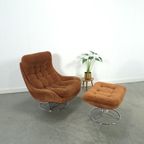 Draaifauteuil Met Bruine Ribstof En Hocker thumbnail 3