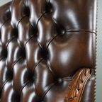 Rijk Gesneden Chesterfield Fauteuil Uitgevoerd In Rundleer thumbnail 10