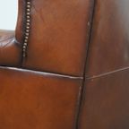 Comfortabele Schapenleren Oorfauteuil Met Een Warme Kleurstelling En Een Mooi Patina thumbnail 12