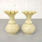 Duo Antieke Beige Opaline Vazen thumbnail 5