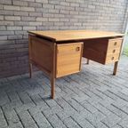 Zeldzame Pine Wood Desk - Arne Vodder Voor Gv Møbler thumbnail 5