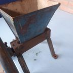 Antieke Gerst Molen Tafel Molen Bakkerij Winkel Graan Maler thumbnail 9