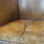 Clubfauteuil Gemaakt Van Schapenleer Met De Mooiste Kleuren En Een Prachtig Patina thumbnail 12