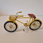 Miniatuur Fiets Beeldje Gele Fiets thumbnail 3
