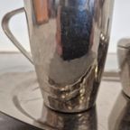 Gehamerd Melk En Suiker Setje Op Dienblad thumbnail 3