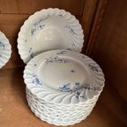Haviland Limoges. Diner- En Koffieserviesservies Voor 12 Personen. thumbnail 7