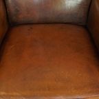 Stoere Schapenleren Oorfauteuil Met Vast Zitkussen En Mooie Warme Cognac Kleuren thumbnail 7