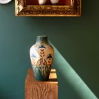 Art Deco Handbeschilderde Aardewerk Vaas, Circa 1925–35 thumbnail 6