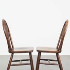 Set Van 2 Vintage Houten Spijlen Windsor Stoelen Uit De Jaren ’70 In Engelse Stijl thumbnail 8