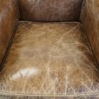 Zeer Comfortabele Generfde Rundleren Armchair Met Een Tijdloos Design En Afgewerkt Met Siernagels thumbnail 7