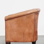 In Een Goede Staat Verkerende Rundleren Engelse Stijl Clubfauteuil In Een Lichte Cognac Kleur thumbnail 6