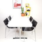 Vintage Eettafel Wit Chroom Zwarte Stoelen thumbnail 3