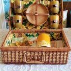 Vintage Unieke Gerestylde Picknickmand, Zomers En Sfeervol thumbnail 4